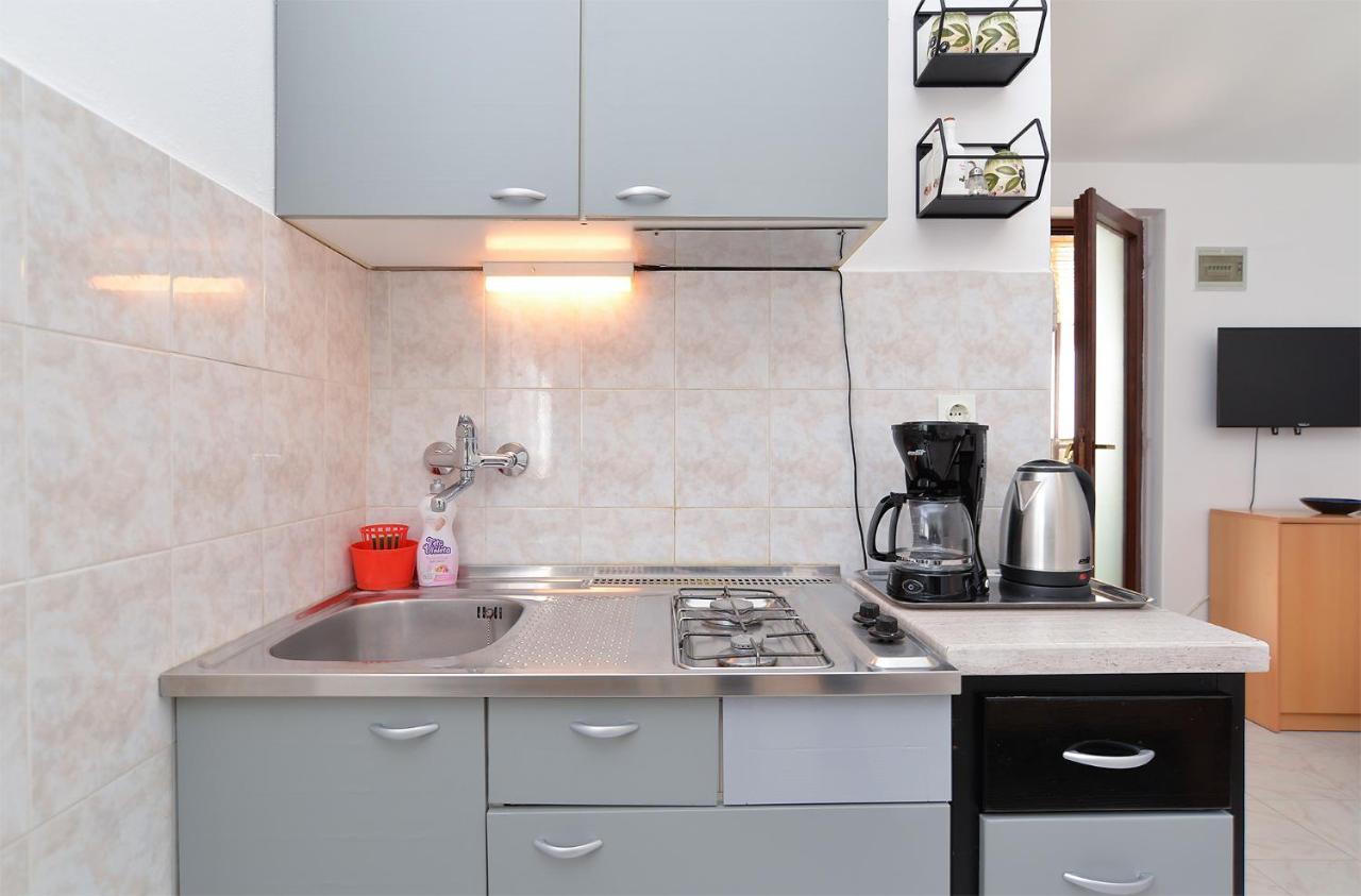 Apartment Ivan 535 Pula Bagian luar foto