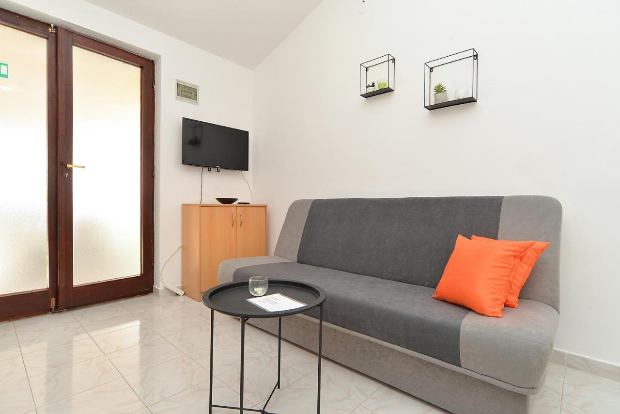 Apartment Ivan 535 Pula Bagian luar foto