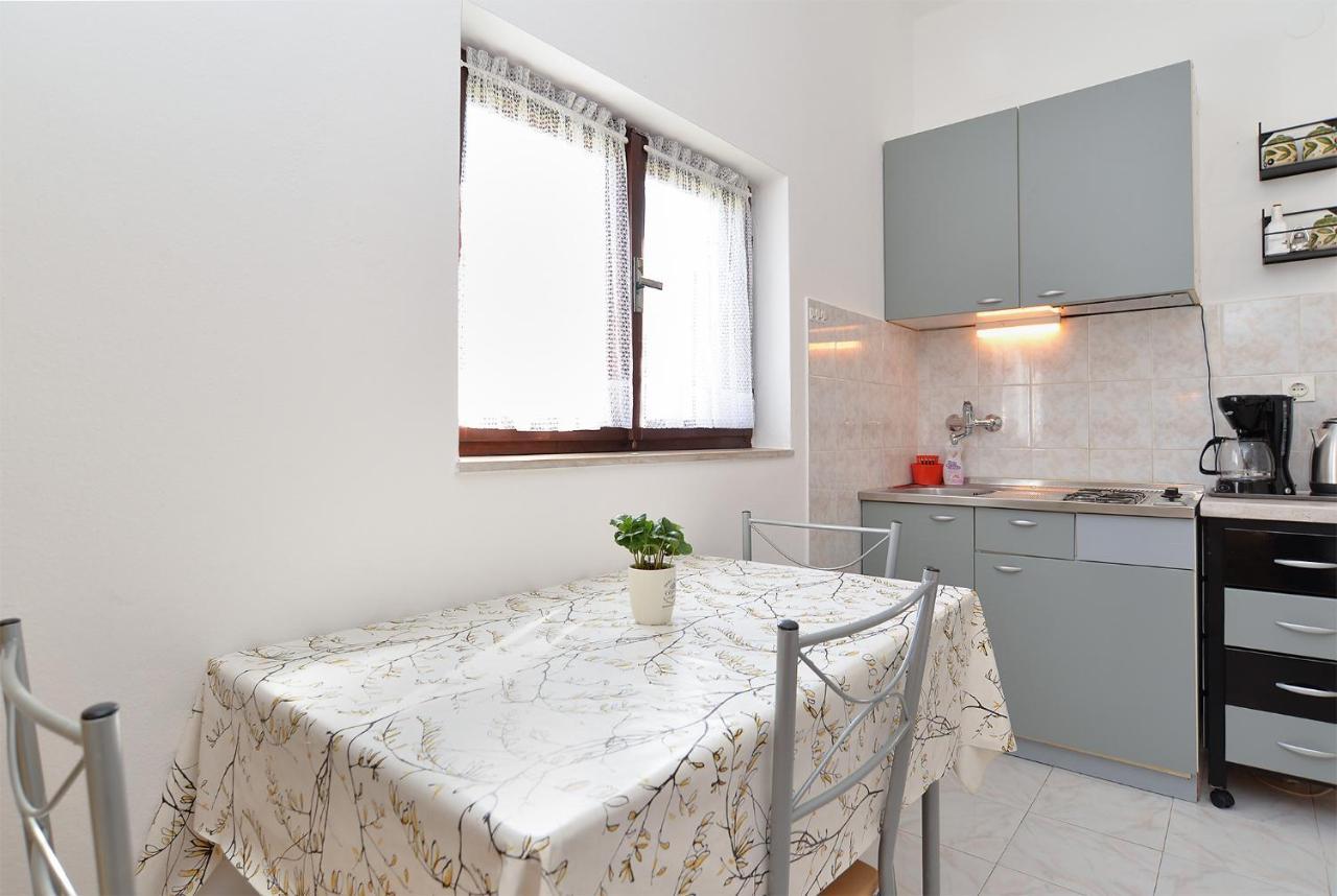 Apartment Ivan 535 Pula Bagian luar foto